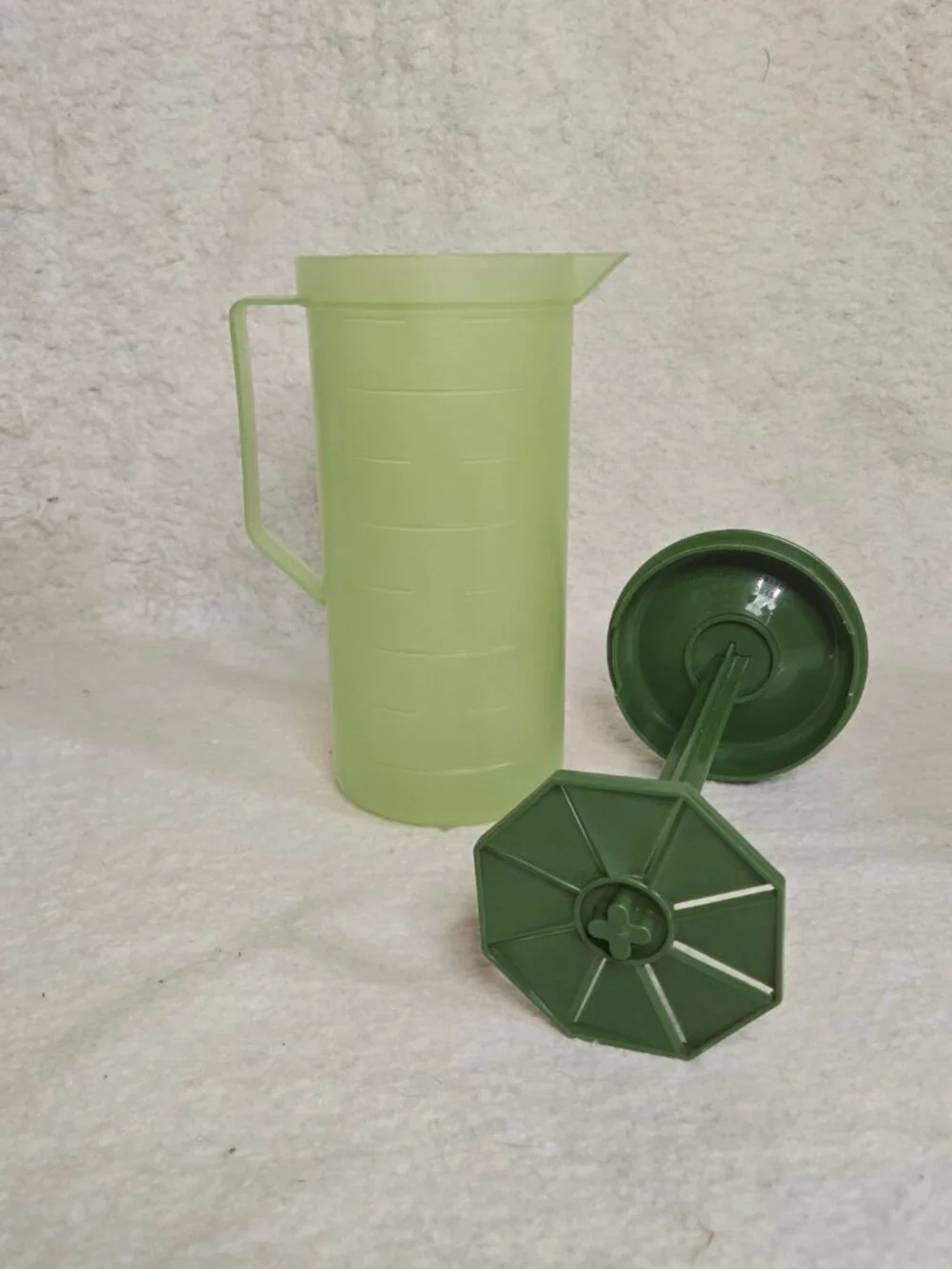 Vintage 2 Qt Federal Housewares Measuring Mixer Pitcher Green 1970s